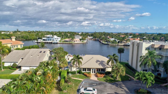 1 of 38 - 624 Snug Harbor Drive #b8, Boynton Beach, FL