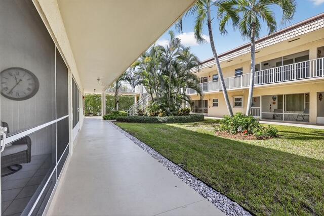 4 of 38 - 624 Snug Harbor Drive #b8, Boynton Beach, FL