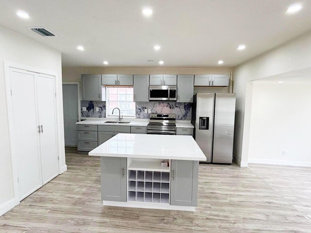 4 of 18 - 740 Nw 122nd Street, North Miami, FL