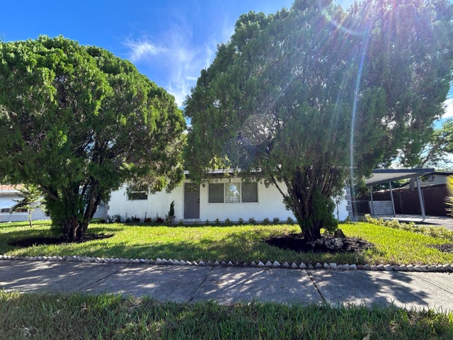 2 of 17 - 4040 Ne 4th. Avenue, Deerfield Beach, FL