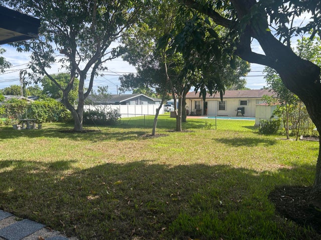5 of 17 - 4040 Ne 4th. Avenue, Deerfield Beach, FL