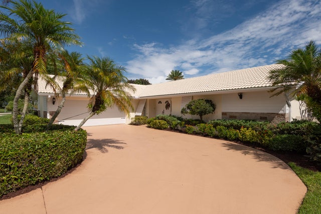 4 of 40 - 2811 Se Fairway W, Stuart, FL