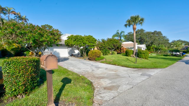 5 of 59 - 634 W Lakewoode Circle, Delray Beach, FL