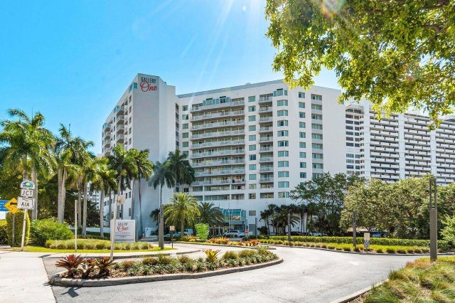 3 of 32 - 2670 E Sunrise Boulevard #1202, Fort Lauderdale, FL