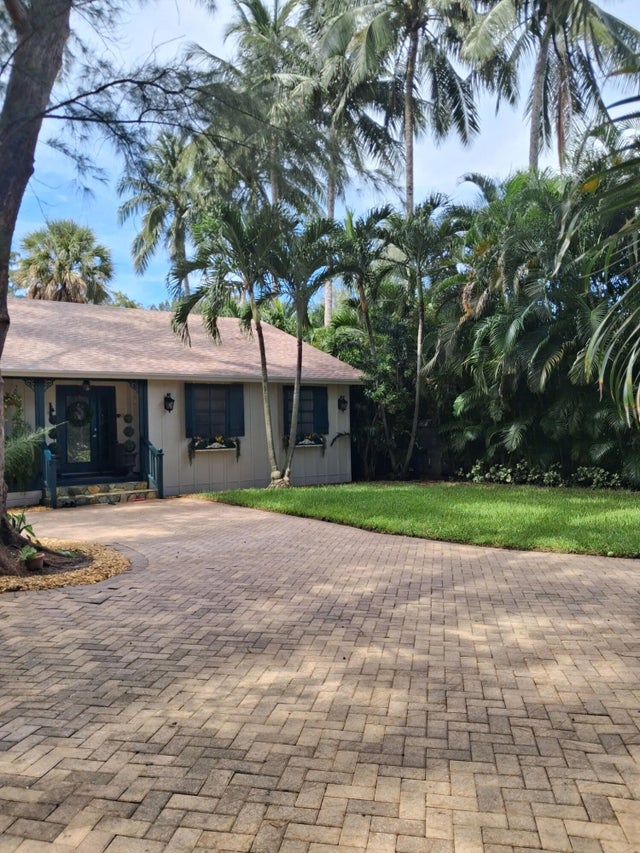 4 of 18 - 4015 Gem Lake Drive, Glen Ridge, FL