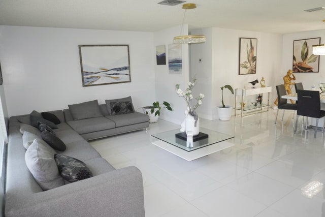 3 of 25 - 12102 Branding Iron Court, Wellington, FL