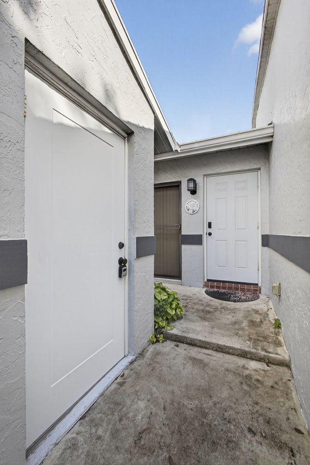 5 of 50 - 2641 Gately Drive W #2404, West Palm Beach, FL