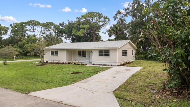2 of 26 - 1502 Emerson Lane, Sebastian, FL