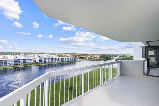 4 of 27 - 123 Lakeshore Drive #943, North Palm Beach, FL
