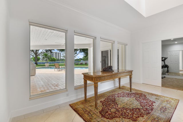 5 of 50 - 2801 Embassy Drive, West Palm Beach, FL