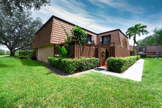 1 of 23 - 204 2nd Lane, Greenacres, FL