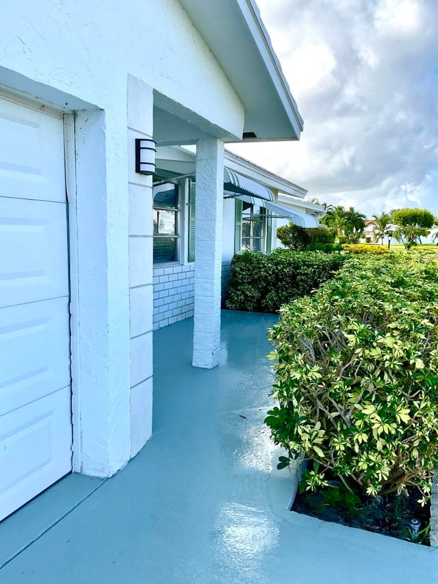 3 of 38 - 2102 Sw 22nd Court Sw, Boynton Beach, FL