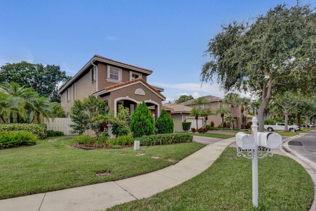 2 of 53 - 5277 Sancerre Circle, Lake Worth, FL