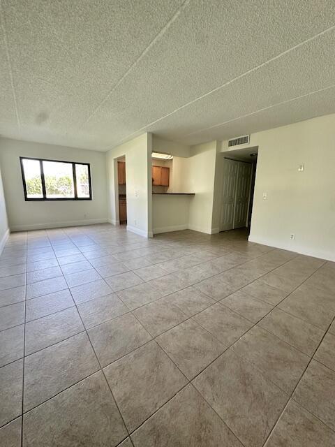 2 of 17 - 901 Meadows Circle #901, Boynton Beach, FL