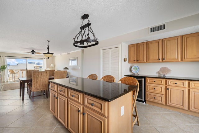 5 of 28 - 4049 Ocean Drive #505, Vero Beach, FL