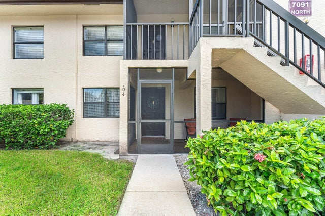 3 of 27 - 7091 Golf Colony Court #104, Lake Worth, FL