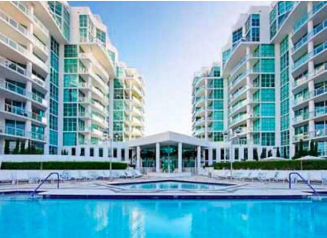 2 of 32 - 3131 Ne 188th Street #2-705, Aventura, FL