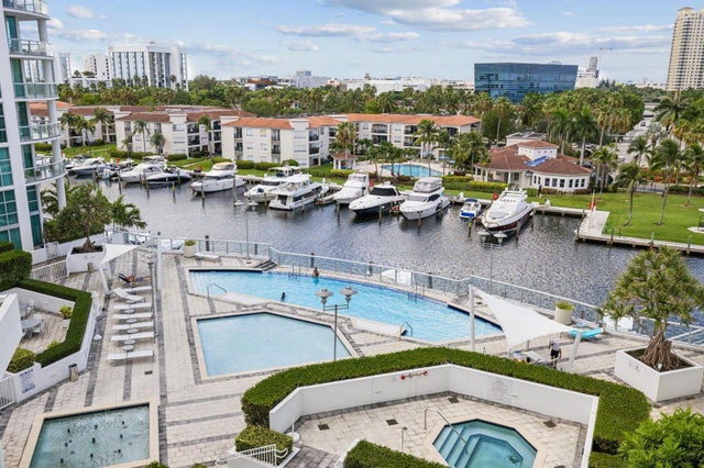 4 of 32 - 3131 Ne 188th Street #2-705, Aventura, FL