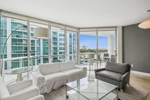 5 of 32 - 3131 Ne 188th Street #2-705, Aventura, FL
