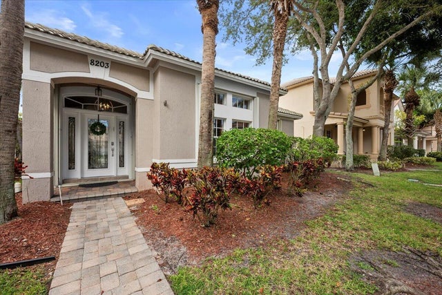 2 of 33 - 8203 Calterra Drive, Palm Beach Gardens, FL