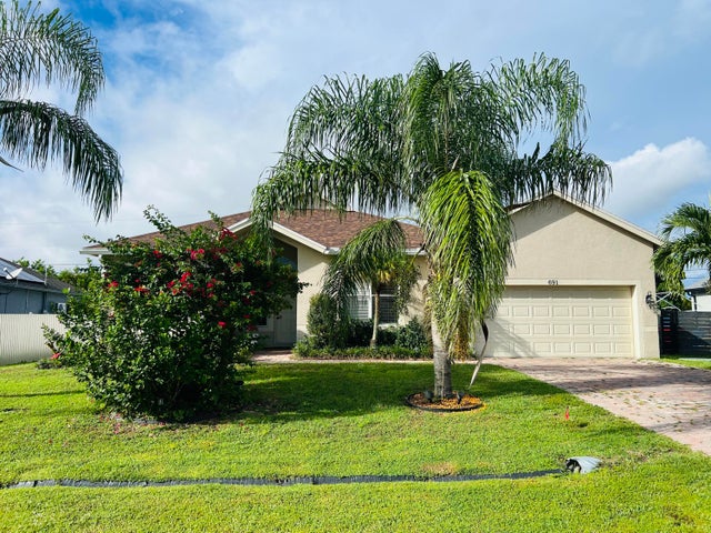 2 of 19 - 691 Sw Mccomb Avenue, Port Saint Lucie, FL