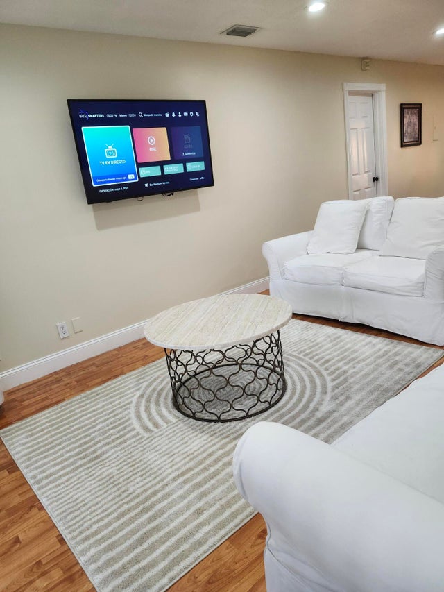 3 of 39 - 5937 Forest Hill Blvd #205, West Palm Beach, FL