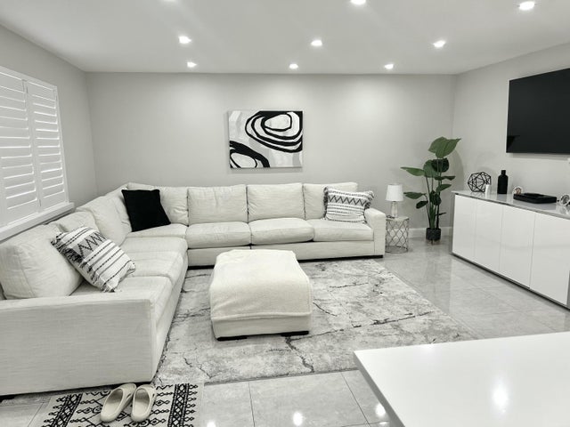 2 of 23 - 15109 Ashland Drive #326, Delray Beach, FL