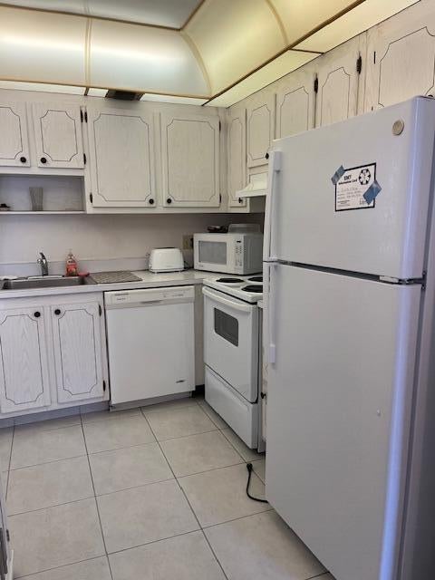 2 of 8 - 681 Saxony O #681, Delray Beach, FL