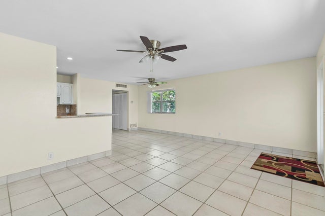 3 of 20 - 706 Saxony O, Delray Beach, FL