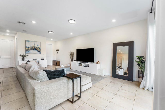 5 of 28 - 4392 Veleiros Avenue, Deerfield Beach, FL