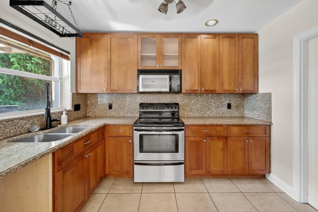 5 of 36 - 1022 Sw 25th Avenue, Boynton Beach, FL
