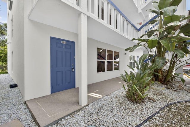2 of 82 - 101 Greenbrier A, West Palm Beach, FL