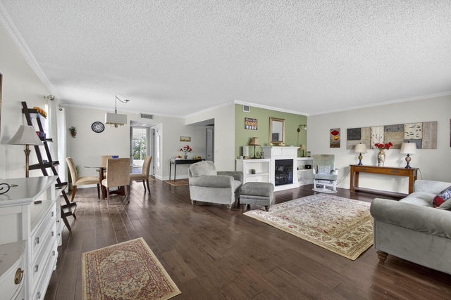 4 of 82 - 101 Greenbrier A, West Palm Beach, FL