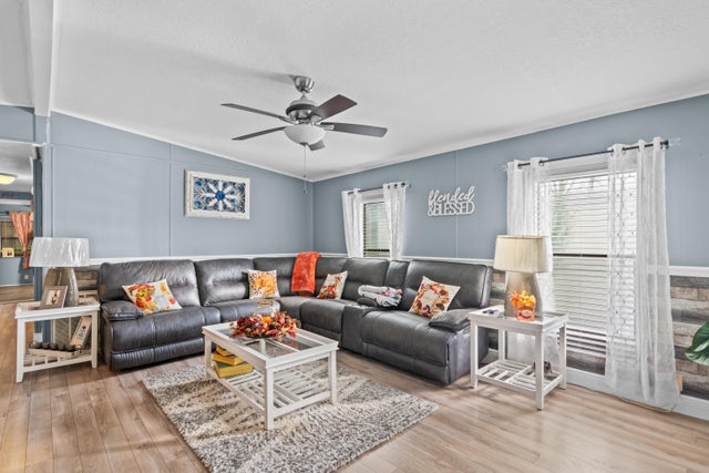 5 of 24 - 192 W Caribbean, Port Saint Lucie, FL