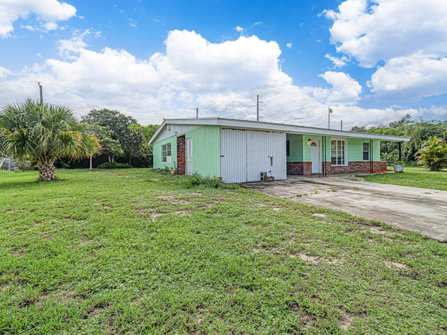 1 of 35 - 2448 1st Court Se, Vero Beach, FL