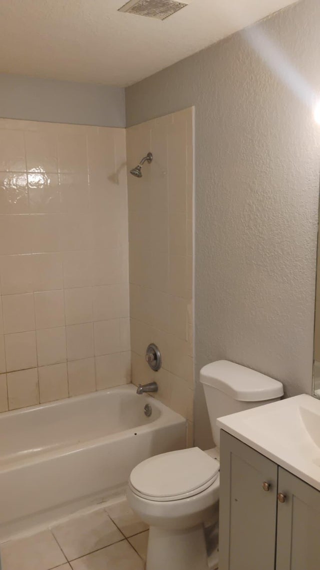 5 of 6 - 1124 23rd Street, West Palm Beach, FL