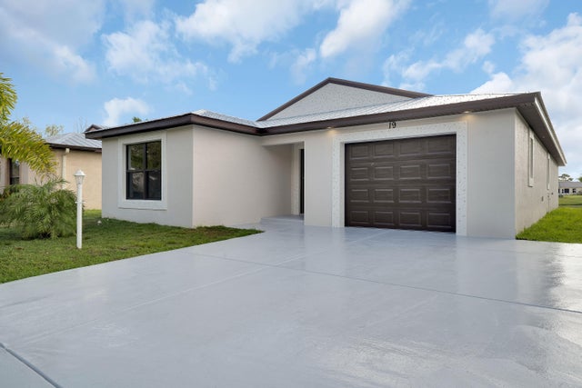 3 of 4 - 6564 Zapote Court, Fort Pierce, FL