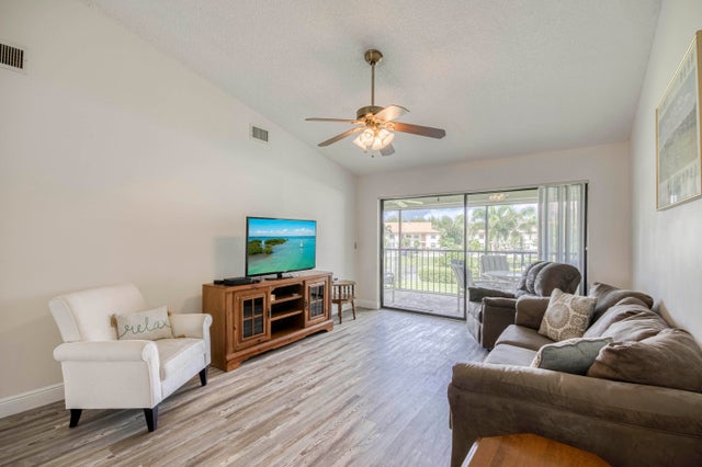 4 of 27 - 1102 Pinecrest Circle #a, Jupiter, FL