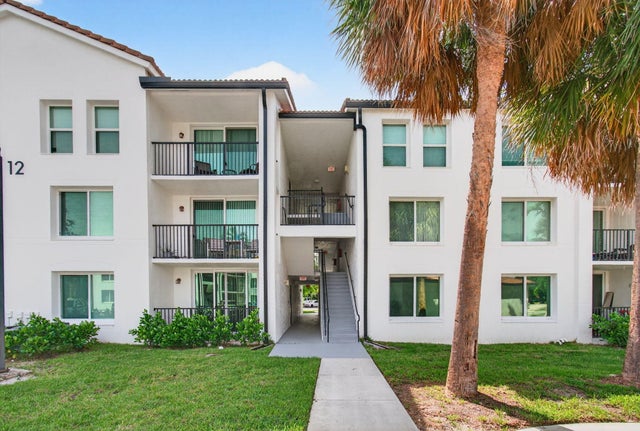3 of 86 - 1202 Villa Circle, Boynton Beach, FL
