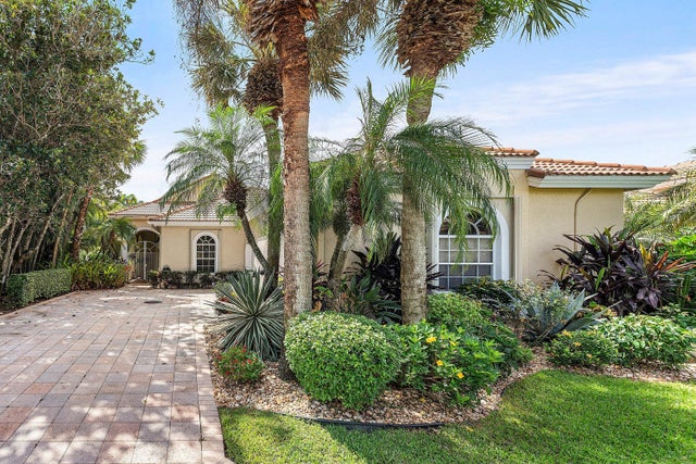 2 of 56 - 10654 Greenbriar Villa Drive, Lake Worth, FL