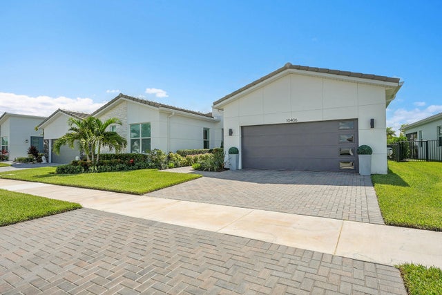 2 of 40 - 10406 Sw Aquila Way, Port Saint Lucie, FL