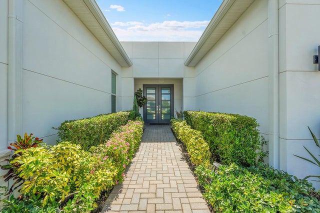 4 of 40 - 10406 Sw Aquila Way, Port Saint Lucie, FL
