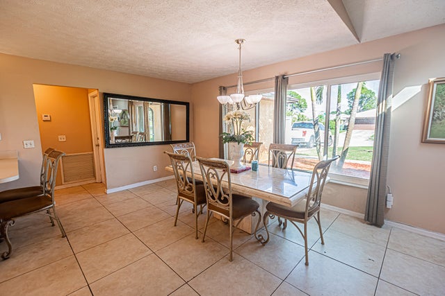 2 of 21 - 450 Sw Eyerly Avenue, Port Saint Lucie, FL