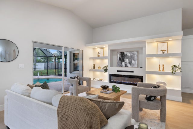 4 of 33 - 1345 38th Avenue, Vero Beach, FL