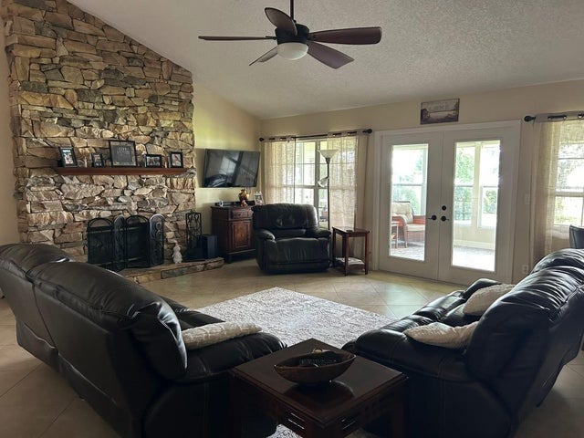 5 of 23 - 33604 Picciola Drive, Fruitland Park, FL