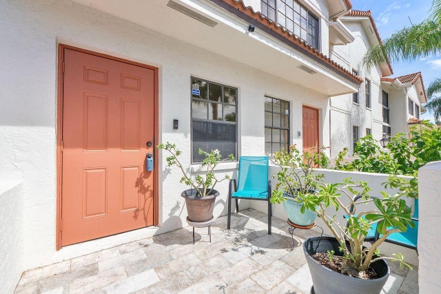 5 of 38 - 9748 Pavarotti Terrace #201, Boynton Beach, FL