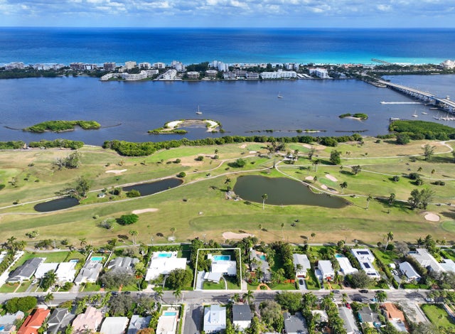 1 of 71 - 328 N Lakeside Drive, Lake Worth Beach, FL