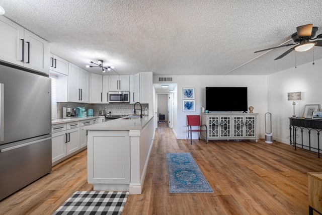 3 of 22 - 52 Burgundy #b, Delray Beach, FL