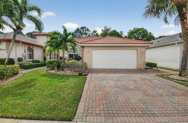 8210 Brindisi Lane, Boynton Beach