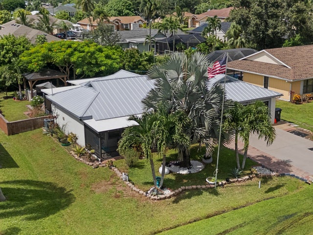 3 of 50 - 2456 Se Blackhorse Street, Port Saint Lucie, FL